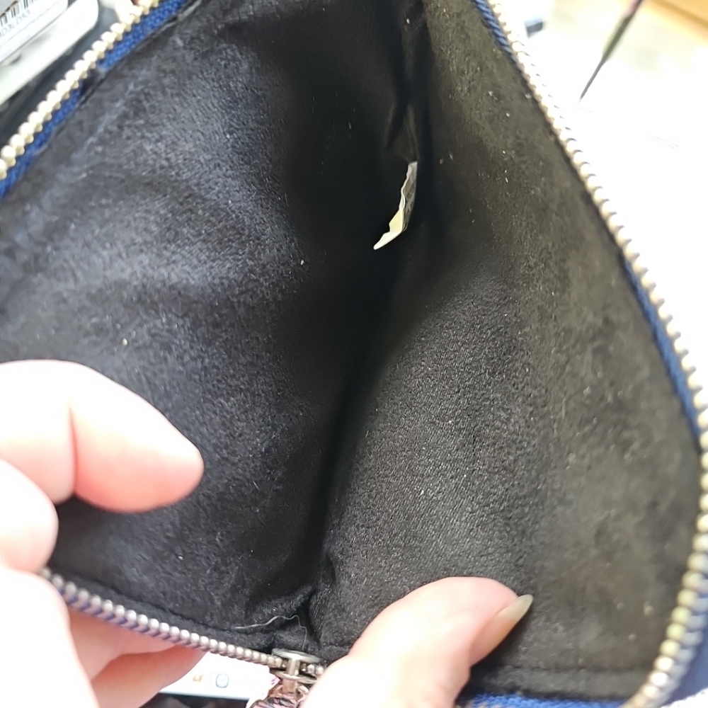 Metropolitan Mobility Wristlet Blue color - Picture 10 of 16